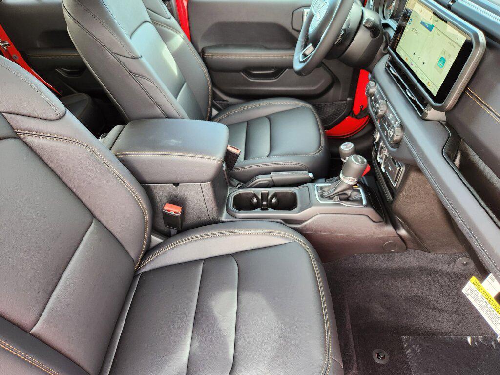 new 2025 Jeep Gladiator car, priced at $46,979