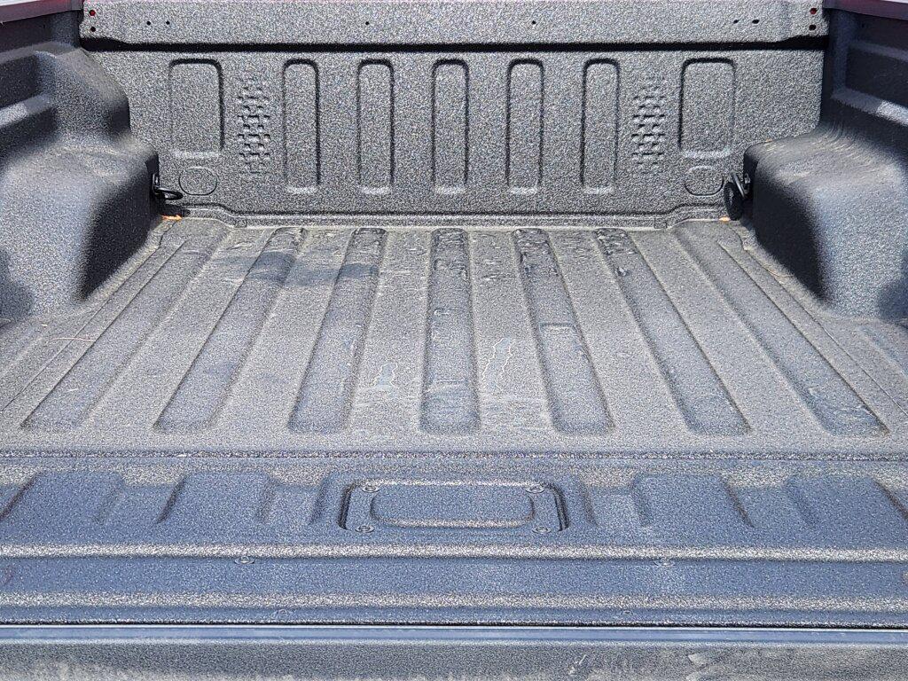 new 2025 Jeep Gladiator car, priced at $46,979