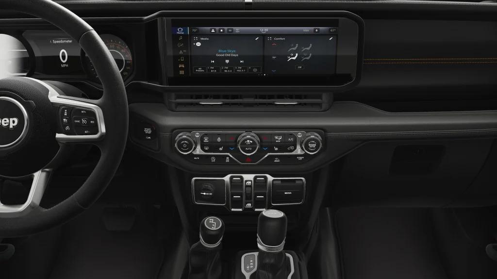 new 2025 Jeep Gladiator car, priced at $46,777