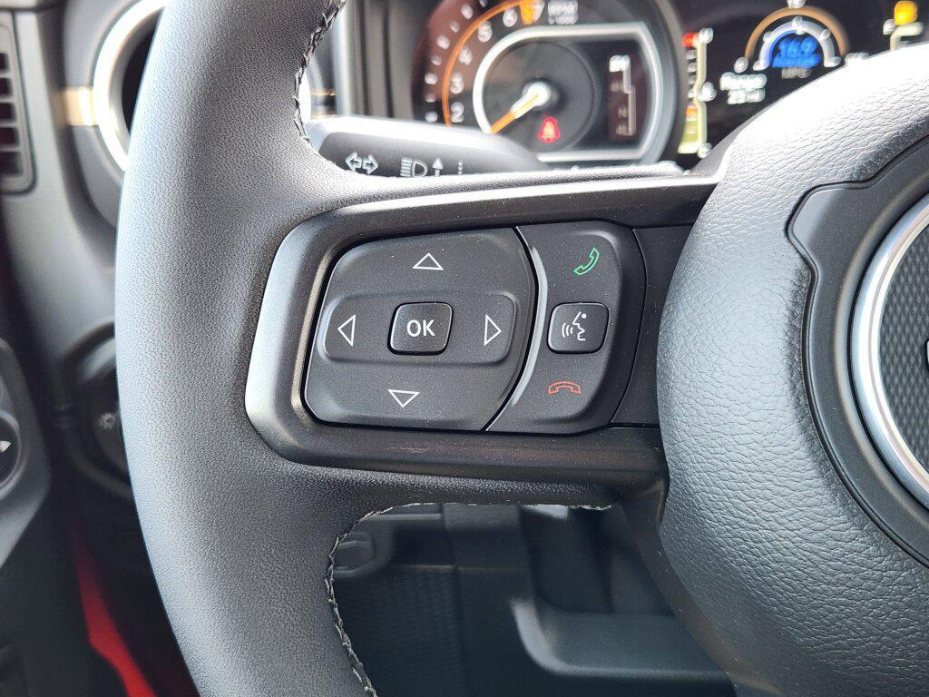 new 2025 Jeep Gladiator car, priced at $46,979