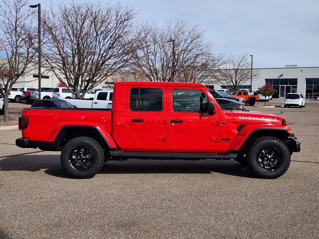 new 2025 Jeep Gladiator car, priced at $46,979