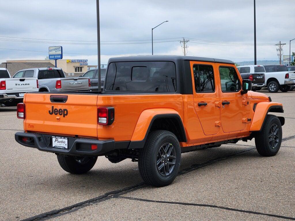 new 2025 Jeep Gladiator car, priced at $45,891
