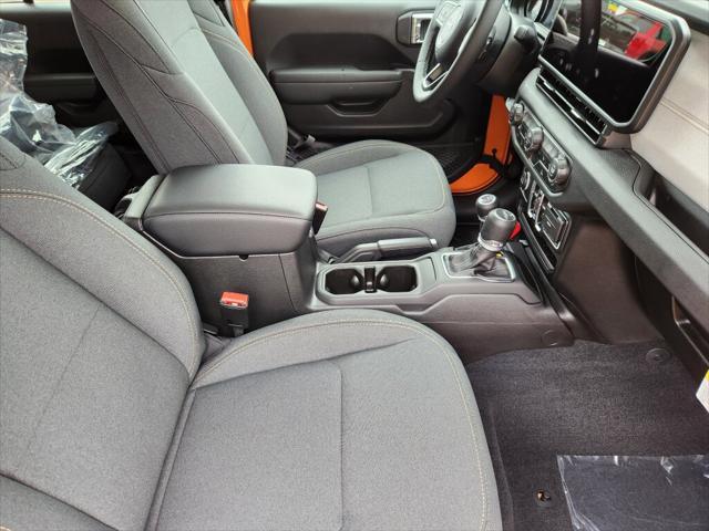 new 2025 Jeep Gladiator car, priced at $45,964