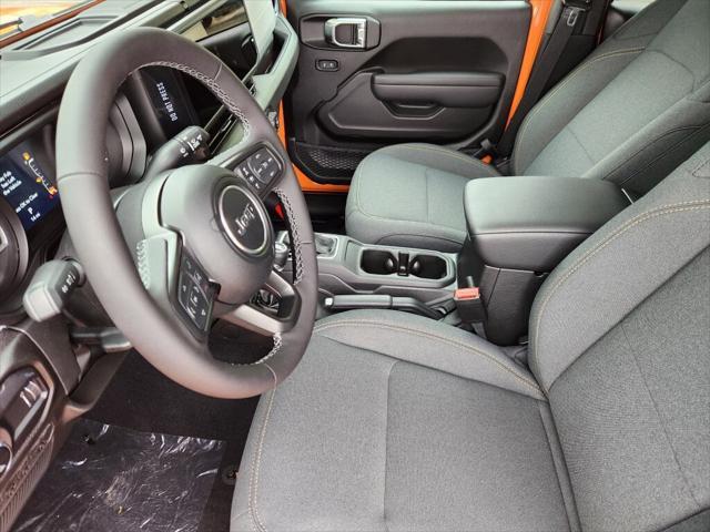 new 2025 Jeep Gladiator car, priced at $45,964