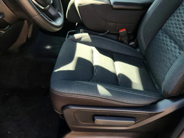 new 2025 Ram 1500 car, priced at $46,301