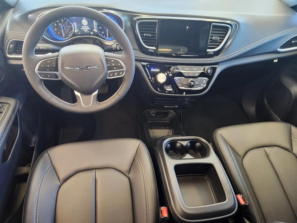 new 2026 Chrysler Pacifica car, priced at $43,260