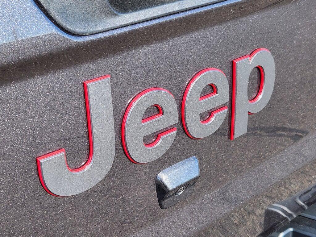 new 2026 Jeep Gladiator car, priced at $65,339