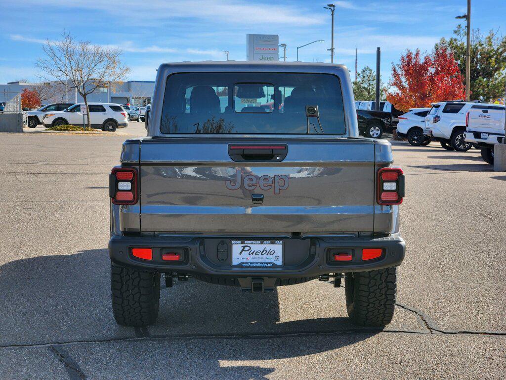 new 2026 Jeep Gladiator car, priced at $65,339