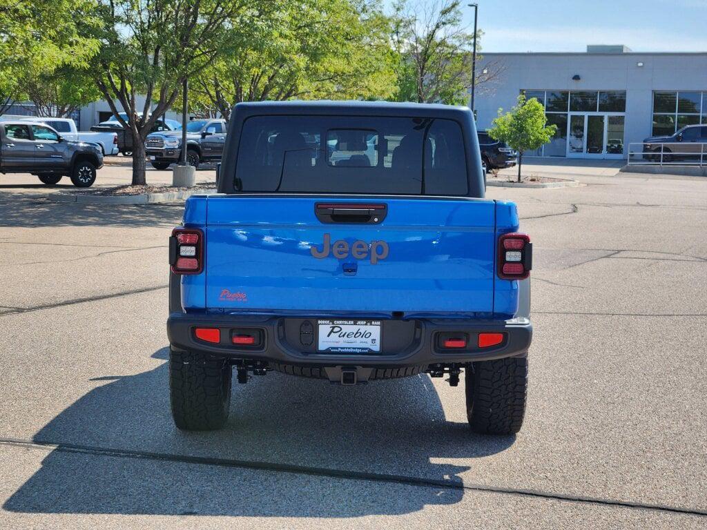 new 2025 Jeep Gladiator car, priced at $52,243