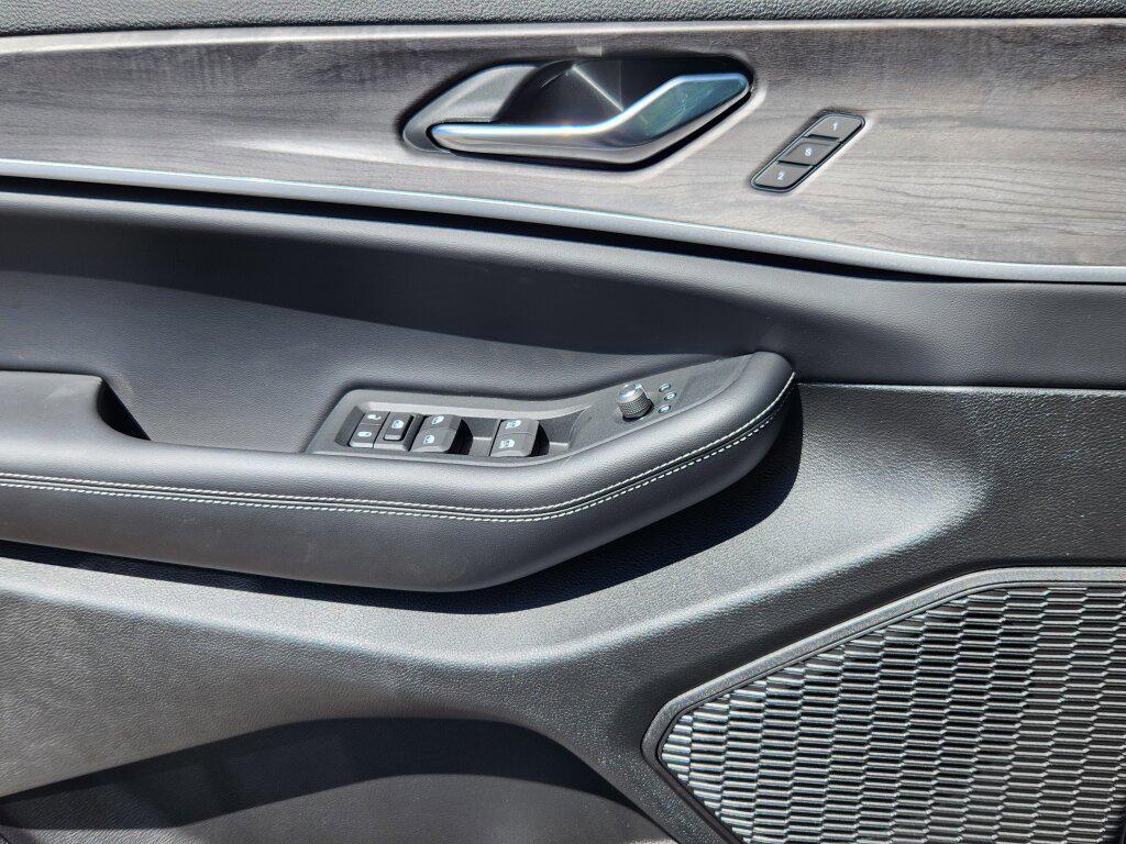 new 2025 Jeep Grand Cherokee car, priced at $45,844