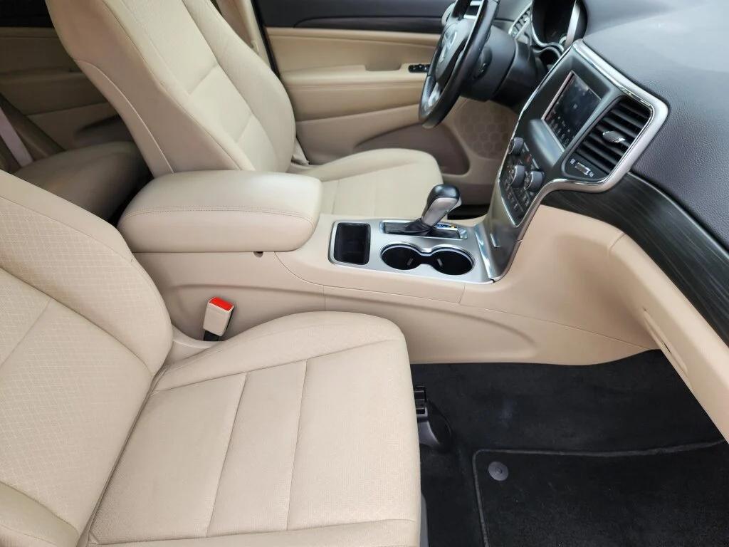 used 2021 Jeep Grand Cherokee car, priced at $23,999