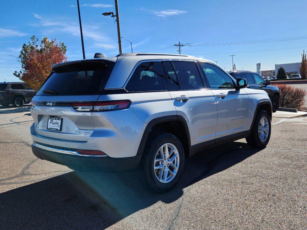 new 2025 Jeep Grand Cherokee car, priced at $39,909