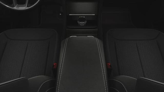 new 2025 Jeep Grand Cherokee car, priced at $43,969
