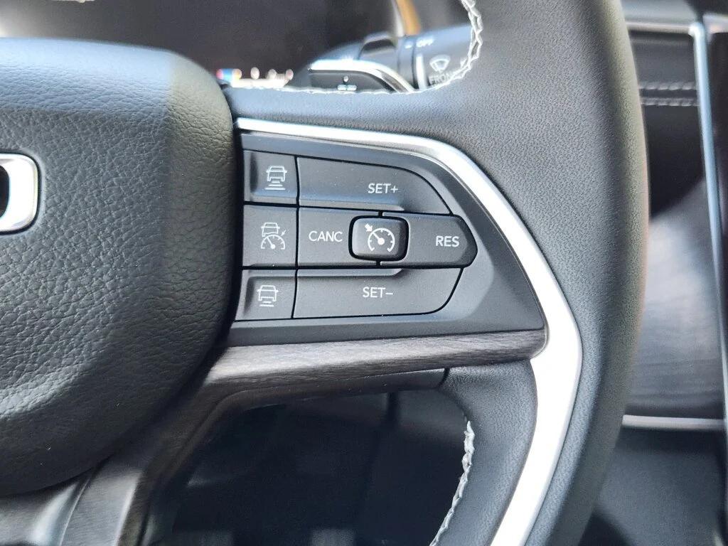 new 2025 Jeep Grand Cherokee L car, priced at $45,750