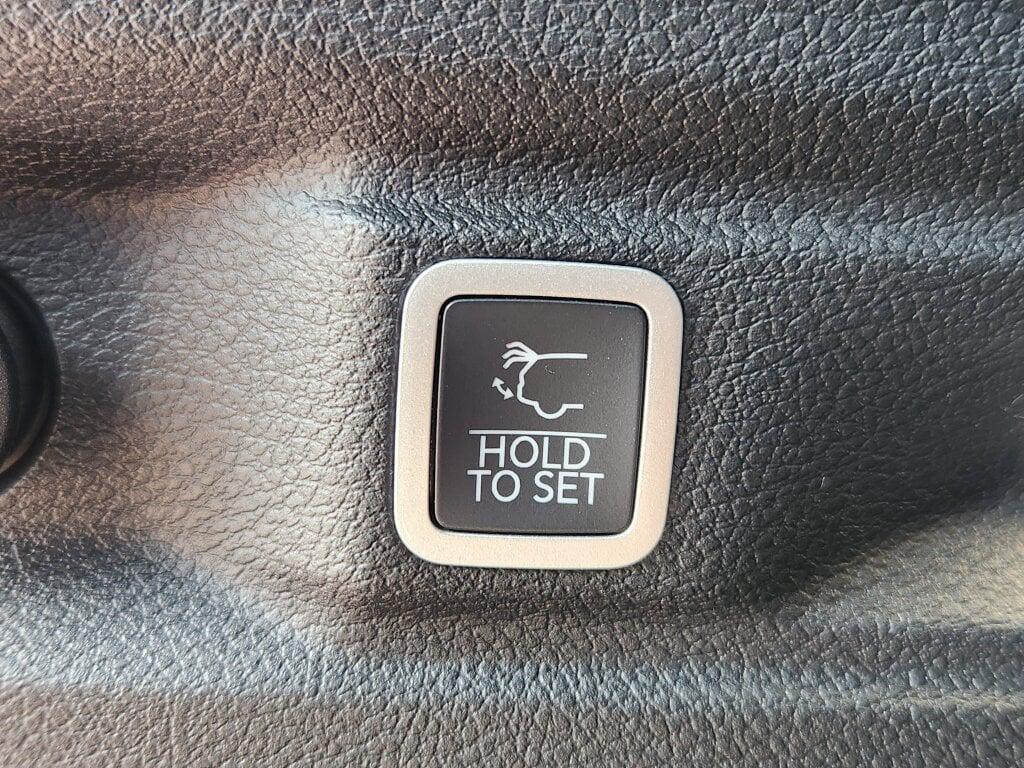 new 2025 Jeep Grand Cherokee L car, priced at $45,750