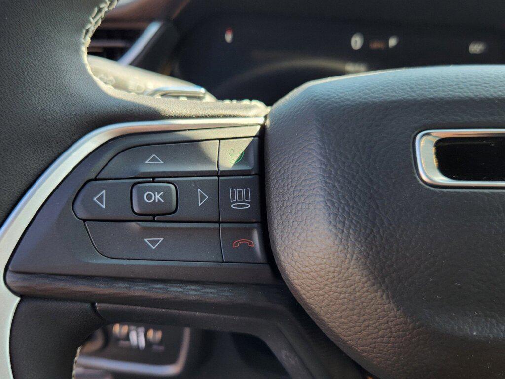 new 2025 Jeep Grand Cherokee L car, priced at $43,655