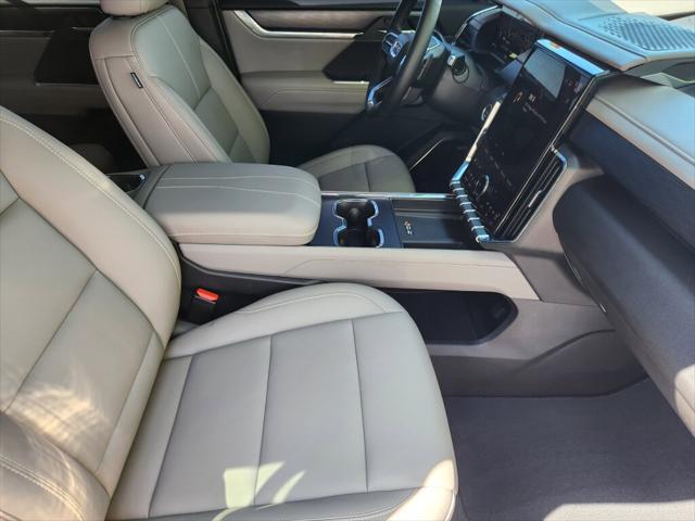 used 2024 GMC Acadia car, priced at $41,999
