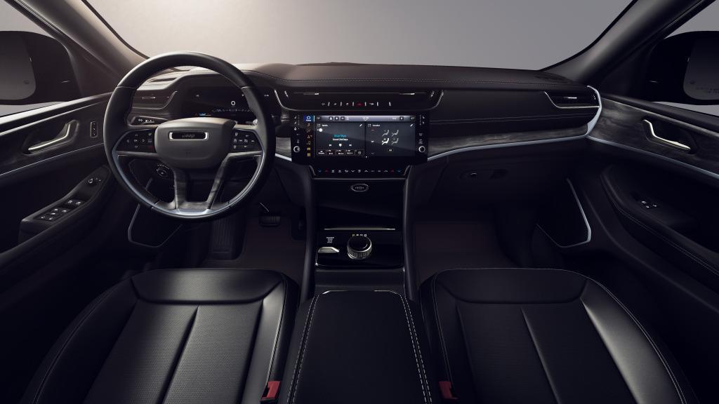 new 2026 Jeep Grand Cherokee car, priced at $54,179