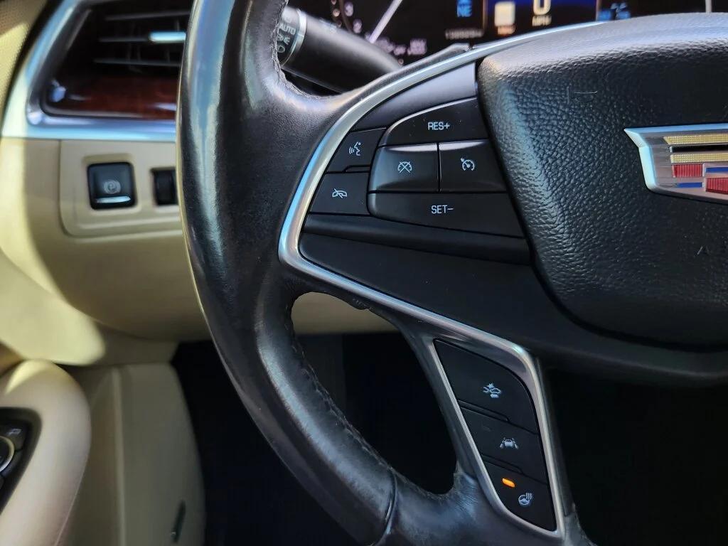 used 2017 Cadillac XT5 car, priced at $16,500