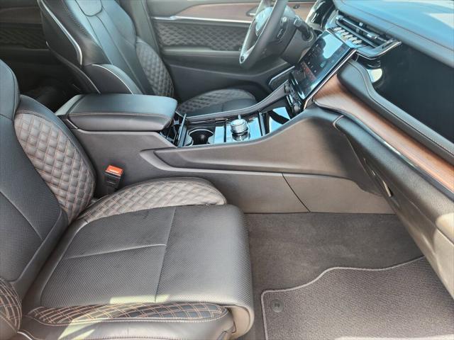 used 2025 Jeep Grand Cherokee car, priced at $58,000