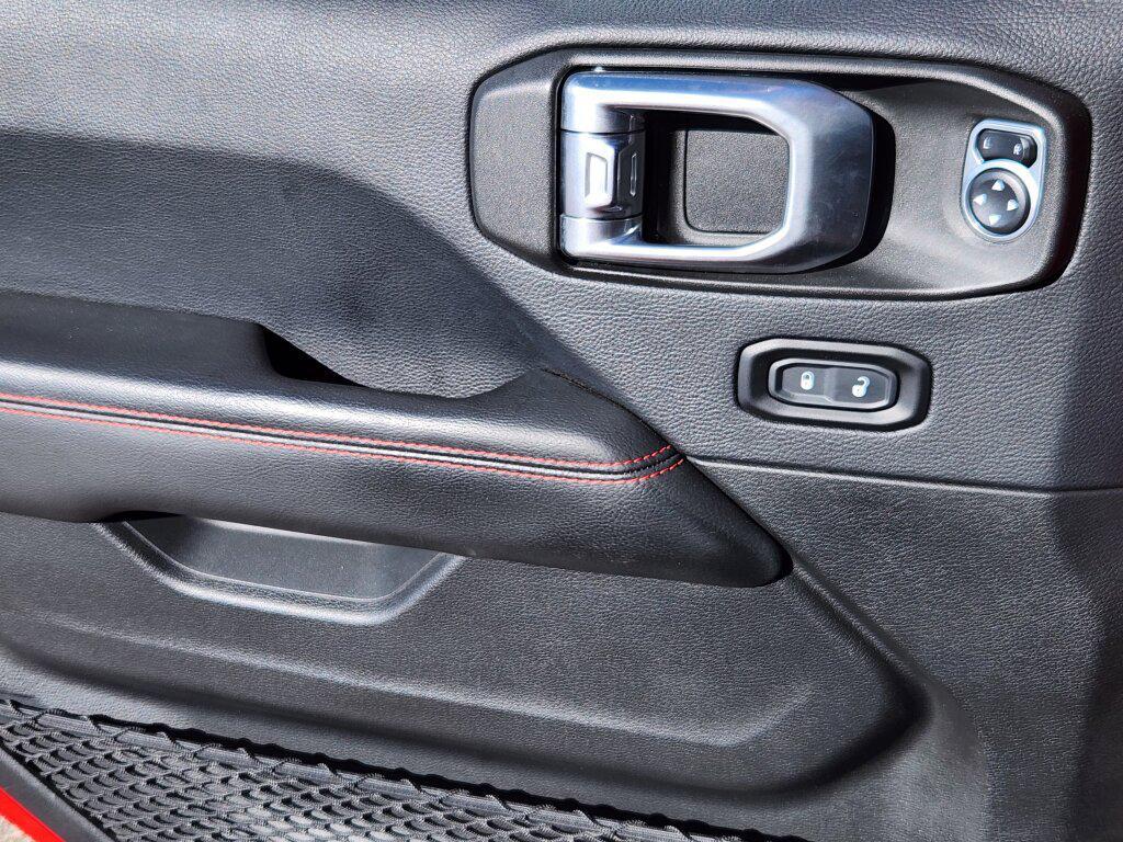 used 2019 Jeep Wrangler Unlimited car, priced at $38,999