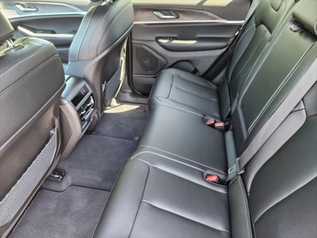 new 2025 Jeep Grand Cherokee car, priced at $46,163