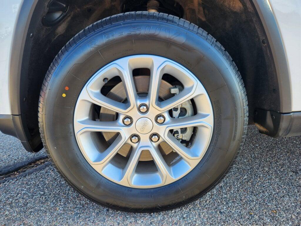 used 2021 Jeep Grand Cherokee car, priced at $24,999