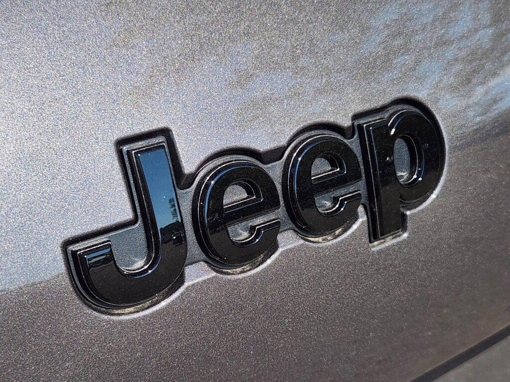 new 2025 Jeep Grand Cherokee L car, priced at $45,317