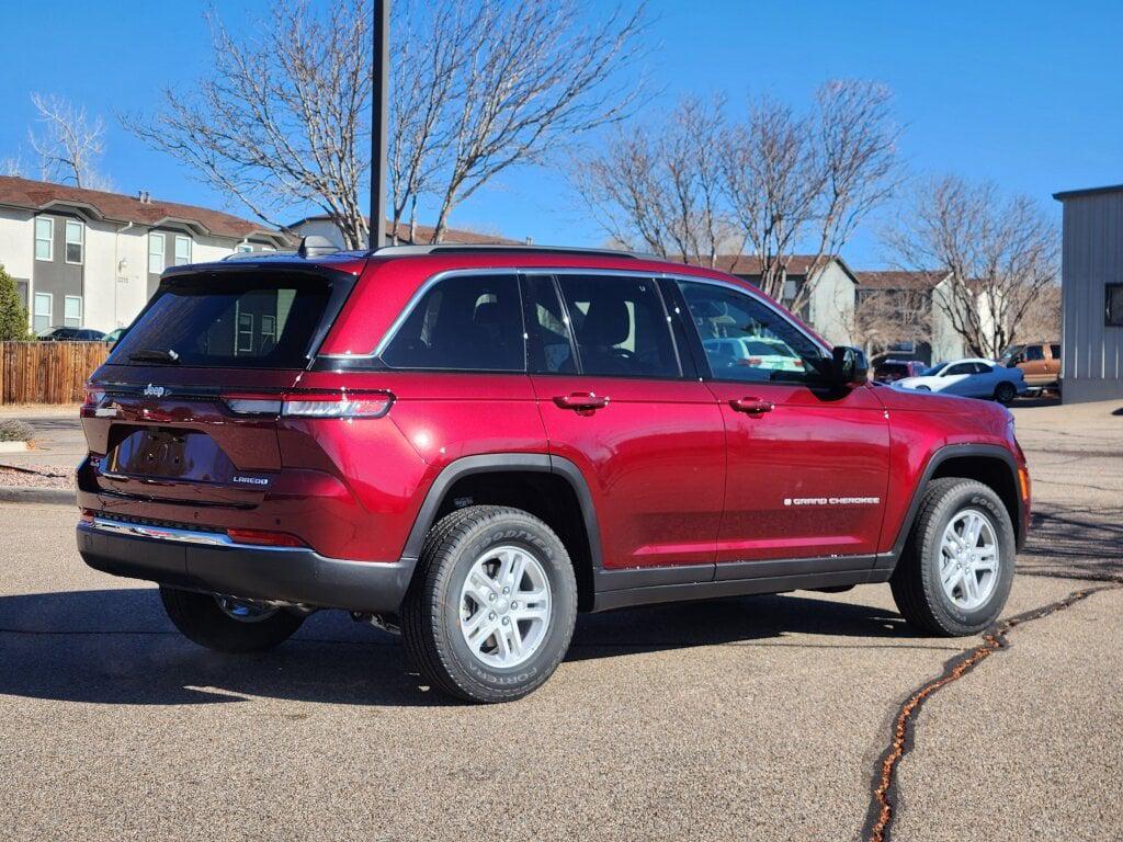 new 2025 Jeep Grand Cherokee car, priced at $37,474