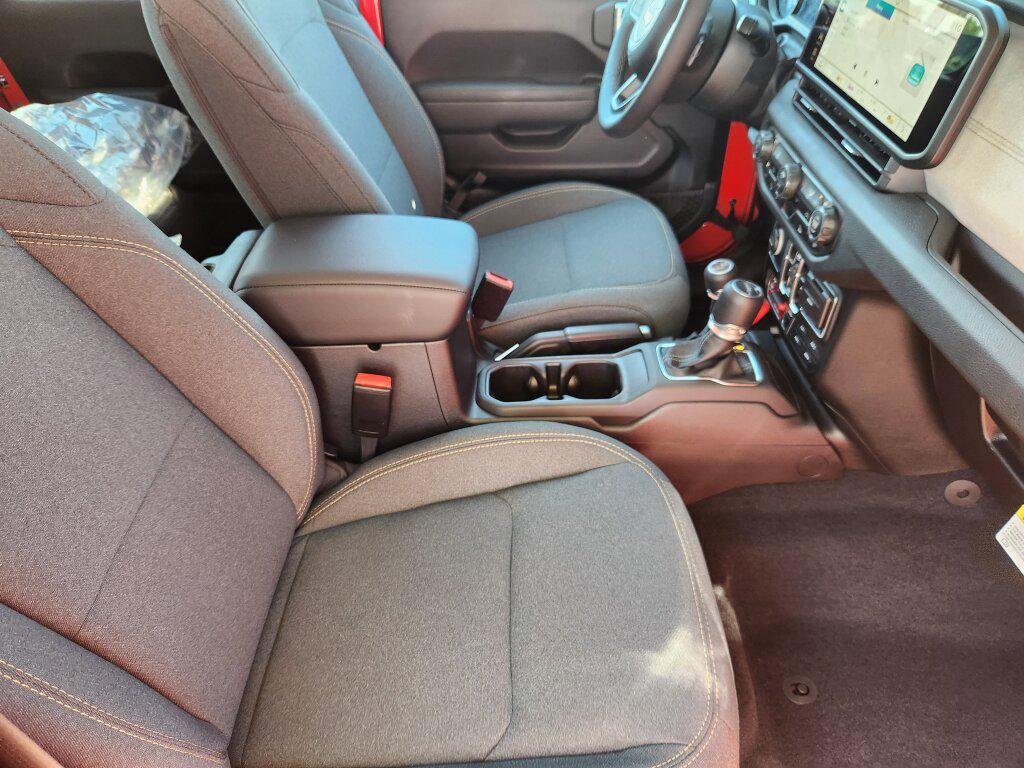 new 2025 Jeep Gladiator car, priced at $46,795