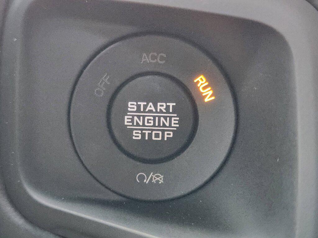 new 2025 Jeep Gladiator car, priced at $45,075