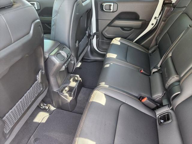 new 2025 Jeep Gladiator car, priced at $49,127