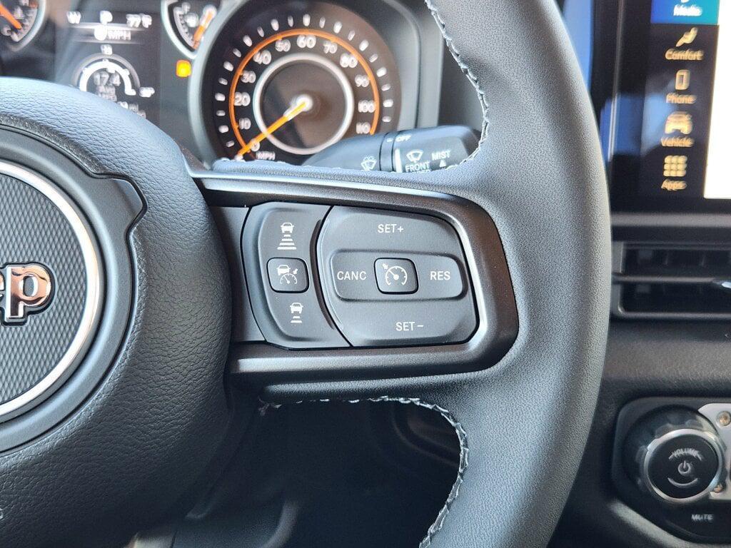 new 2025 Jeep Gladiator car, priced at $43,671