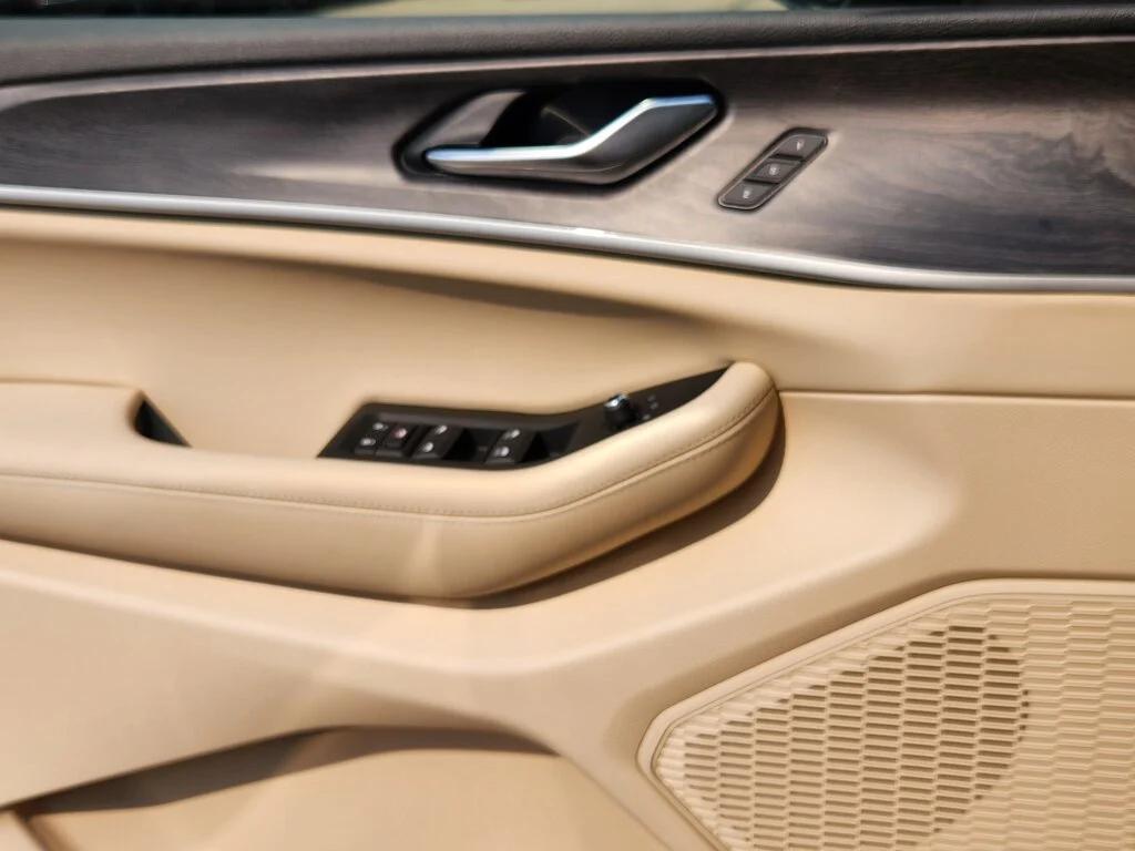 new 2025 Jeep Grand Cherokee L car, priced at $47,696