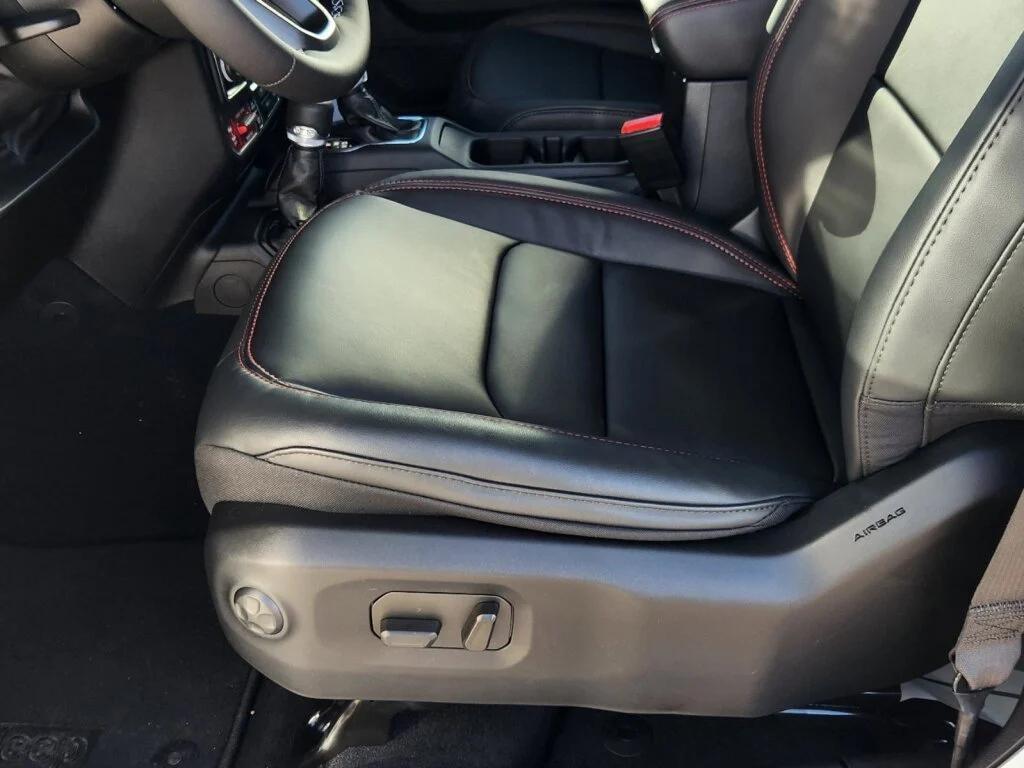 new 2025 Jeep Wrangler car, priced at $57,675