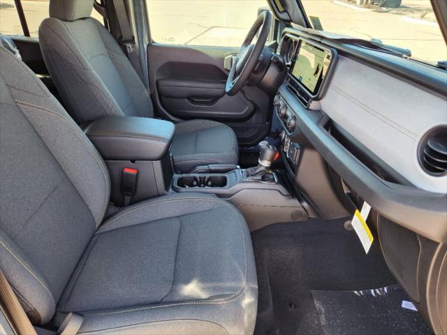 new 2025 Jeep Wrangler car, priced at $43,386