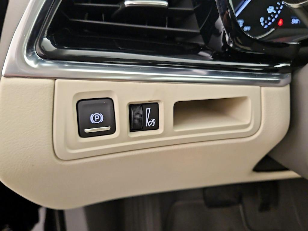 used 2020 Cadillac XT6 car, priced at $36,998