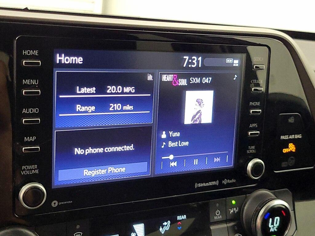 used 2022 Toyota Highlander car, priced at $31,998