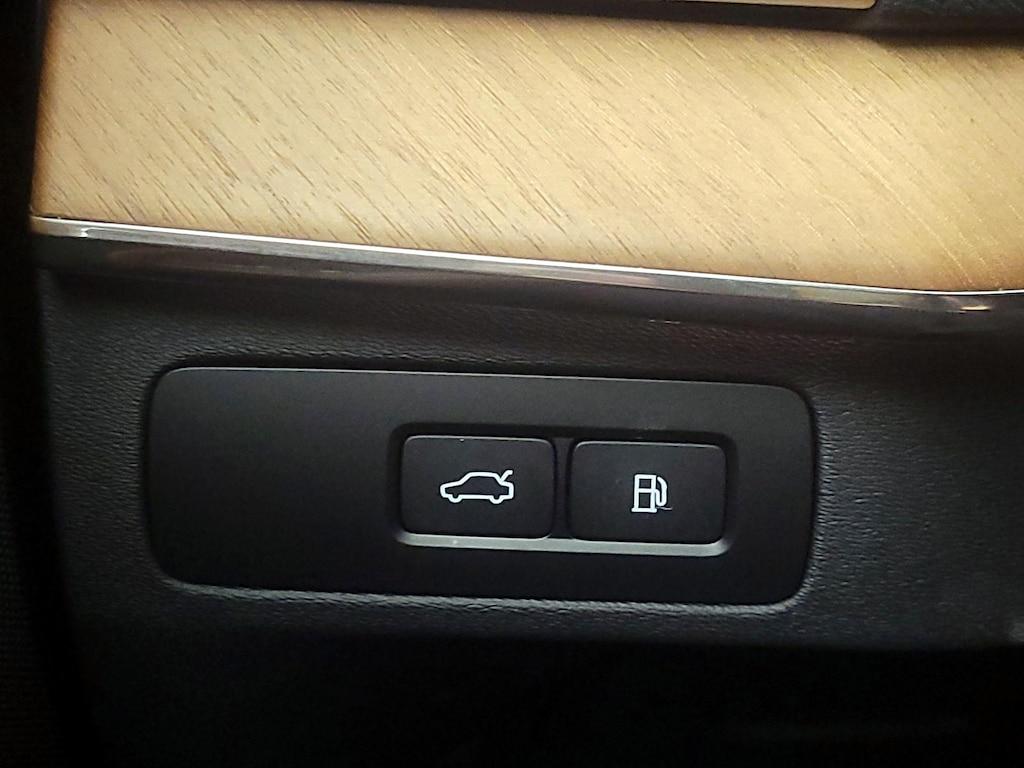 used 2024 Volvo XC90 Recharge Plug-In Hybrid car, priced at $49,998