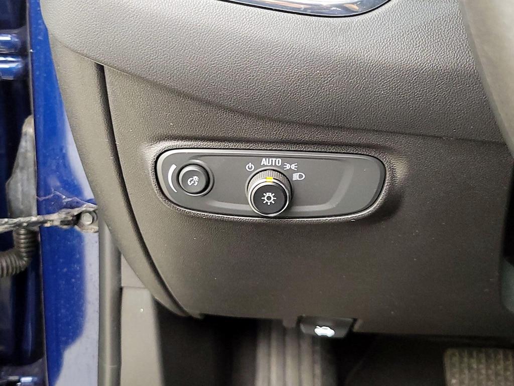 used 2023 Chevrolet Equinox car, priced at $23,998
