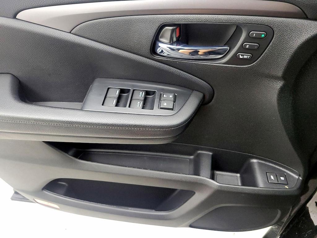 used 2021 Honda Pilot car, priced at $29,998