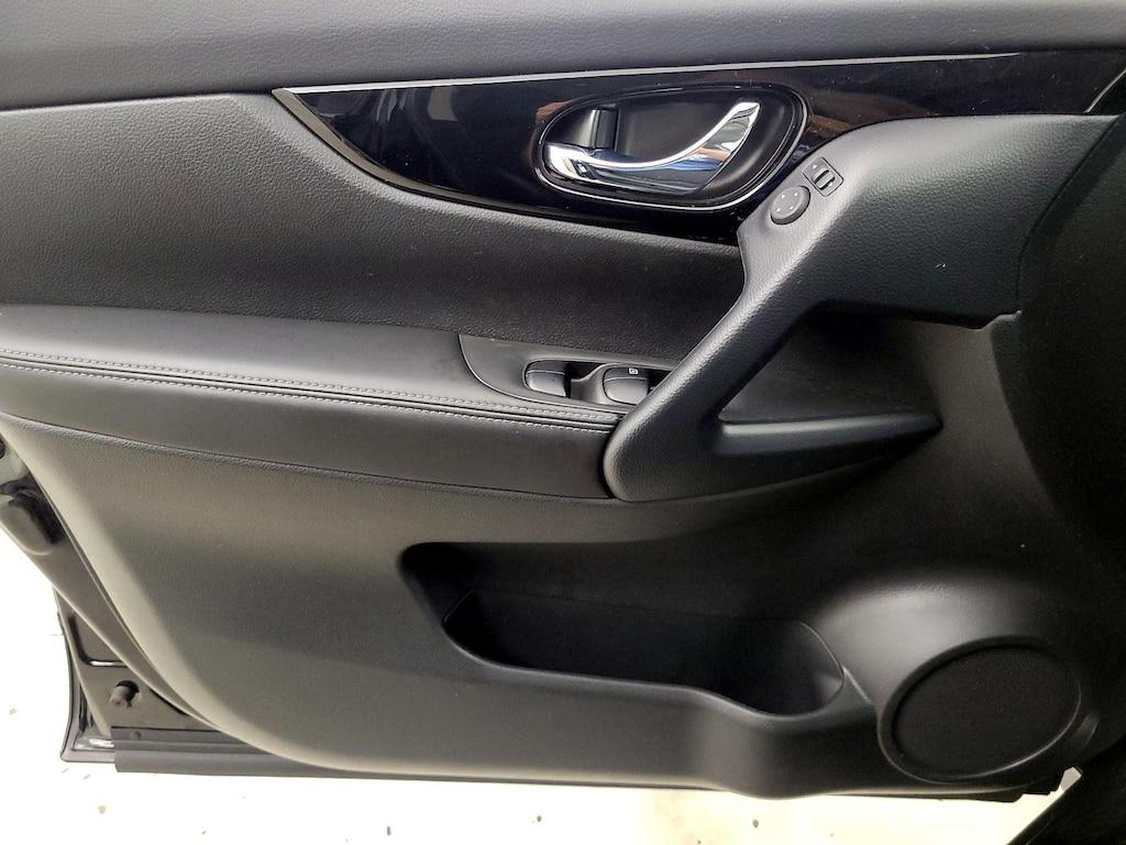 used 2022 Nissan Rogue Sport car, priced at $25,998
