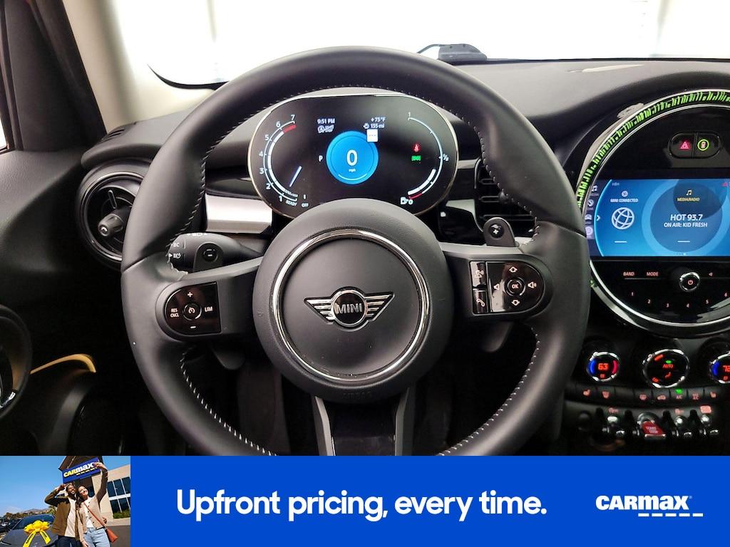 used 2023 MINI Hardtop car, priced at $25,998