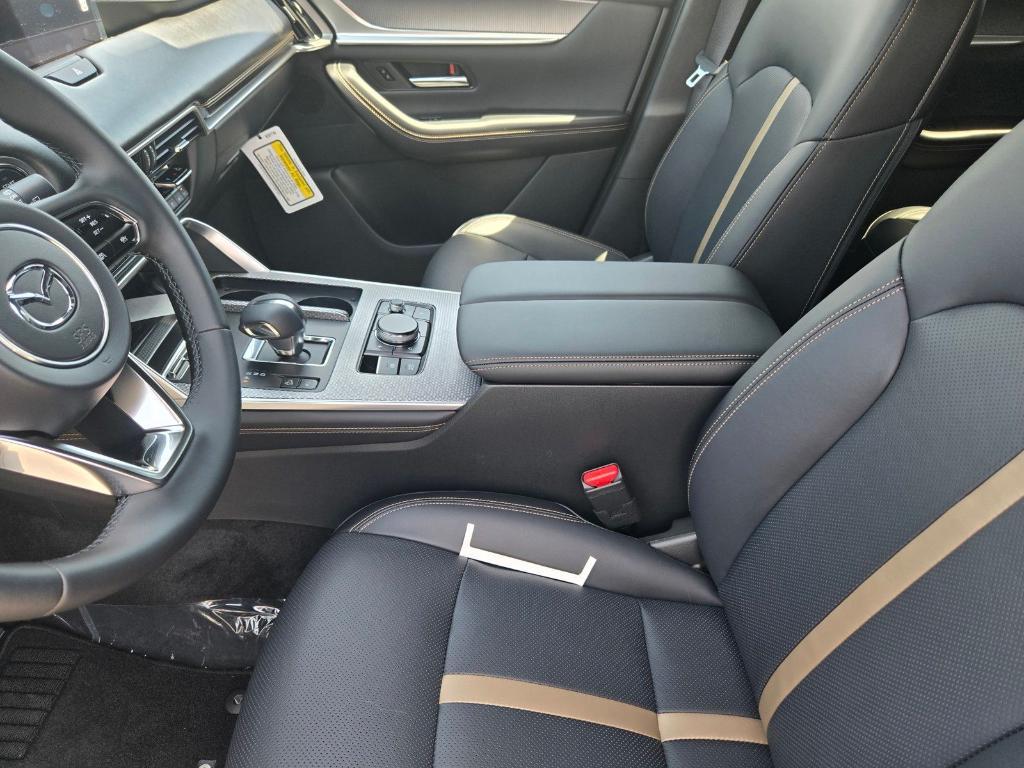 new 2025 Mazda CX-70 car, priced at $55,330