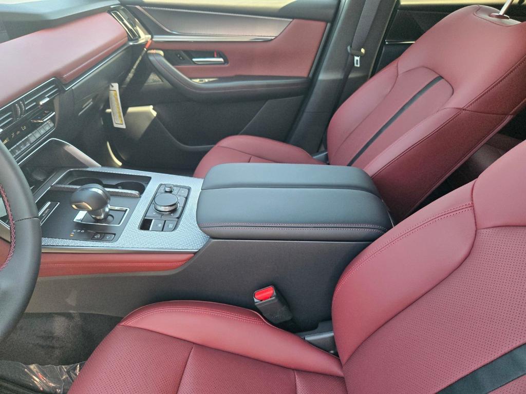 new 2025 Mazda CX-70 car, priced at $55,205