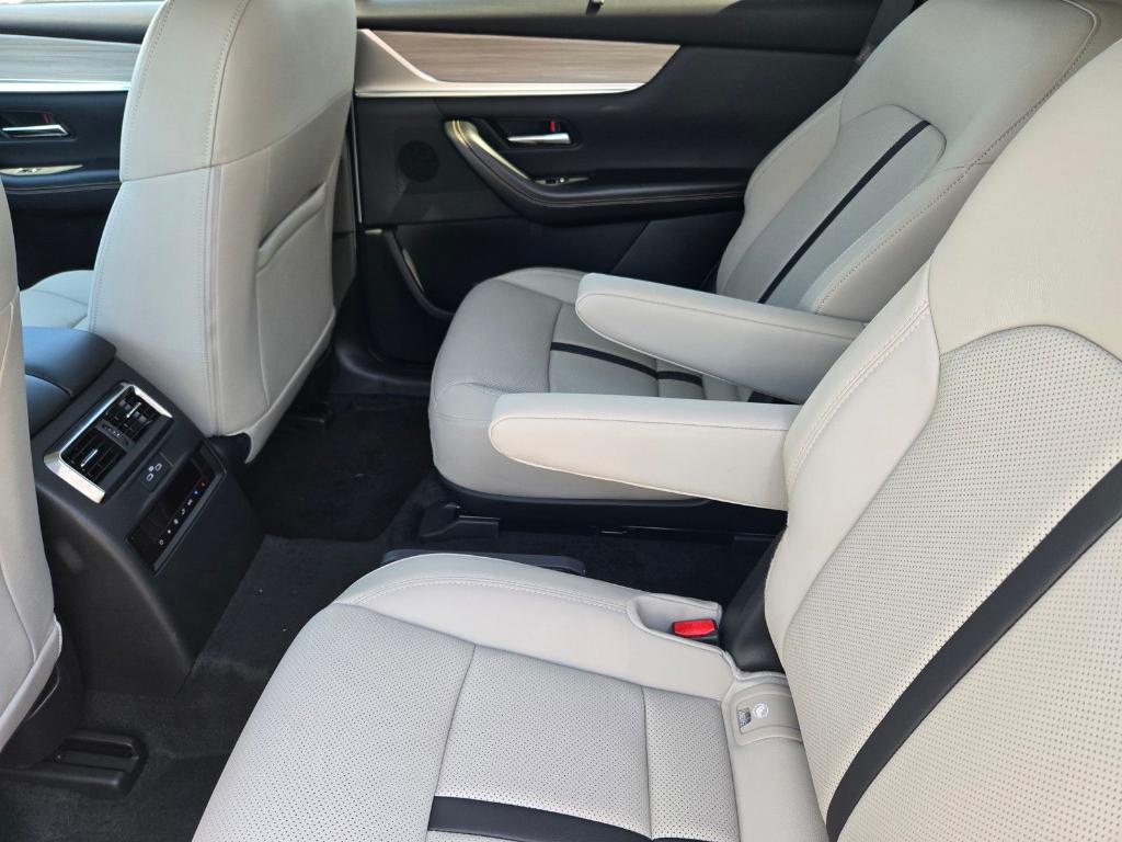 new 2025 Mazda CX-90 PHEV car, priced at $50,935
