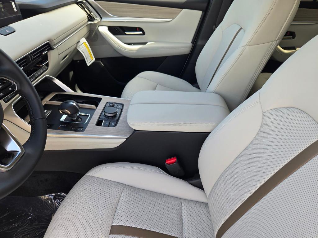 new 2025 Mazda CX-90 PHEV car, priced at $60,090