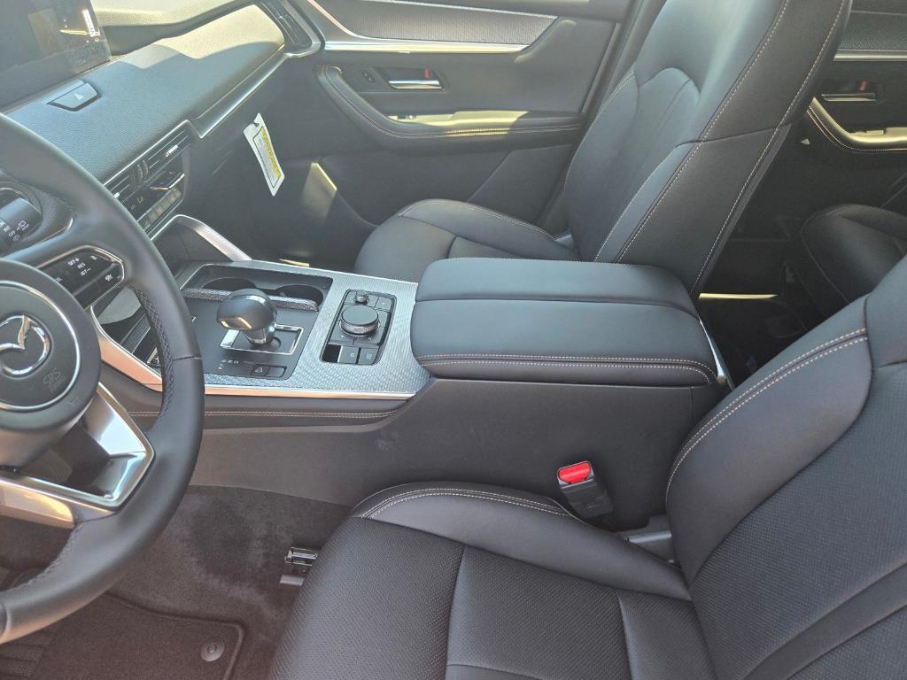 new 2025 Mazda CX-90 car, priced at $44,345
