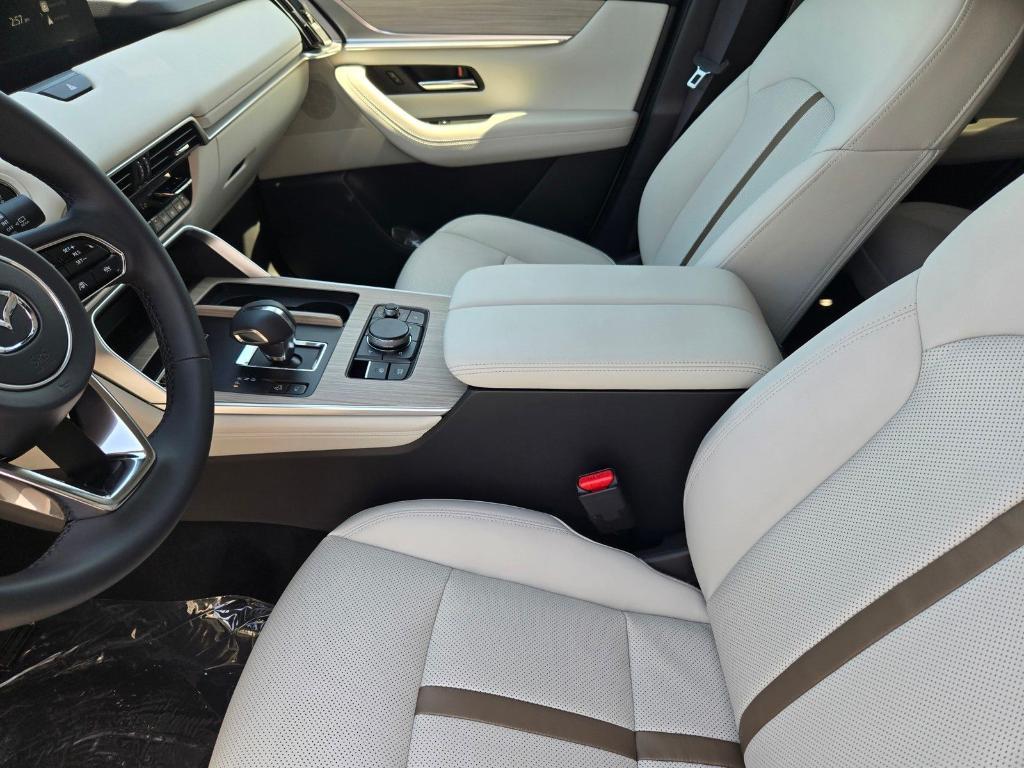 new 2025 Mazda CX-90 car, priced at $53,325