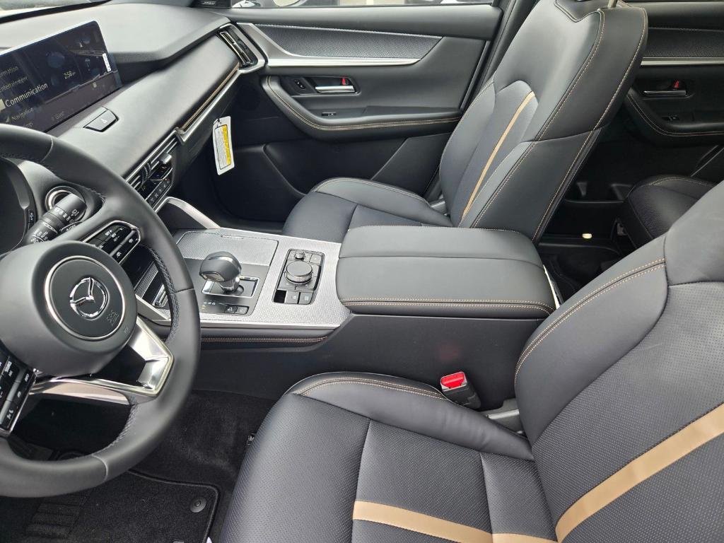 new 2025 Mazda CX-70 car, priced at $55,215